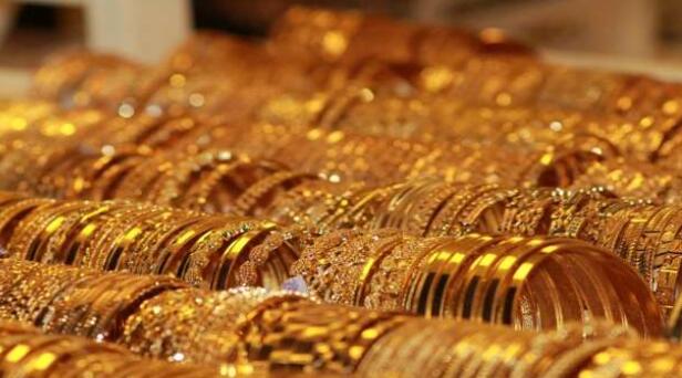 今日黄金价格 黄金小幅下跌白银上涨40卢比