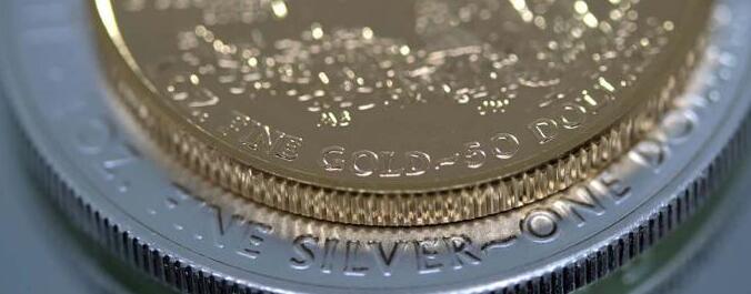 国税局通过针对投资硬币的IRA所有者打击黄金
